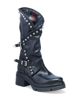 Born easton boot 2025
