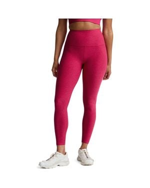 Beyond Yoga Caught - Red
