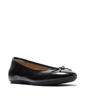 Fitflop Delicato Bow Textured Patent Leather Ballet Flats - Black