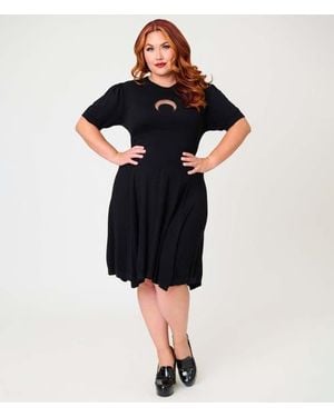 Smak Parlour Plus Size Heart Cutout Flare Dress - Black
