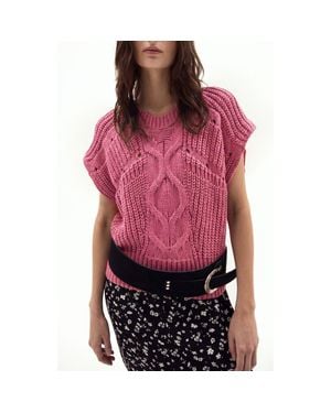DELUC Pistacchio Cable Knit Sweater Vest - Red