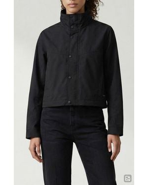 Noize Skyler Short Water Repellent Windbreaker - Black