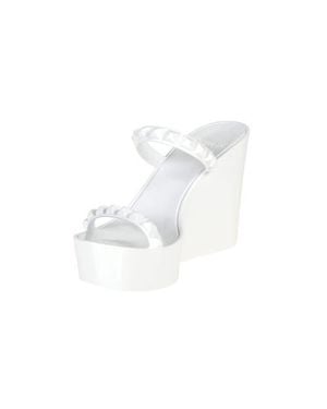 Carmen Sol Tonino Pump - White