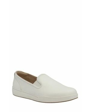 ABEO Encore Slip On Sneaker - White