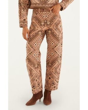 FARM Rio Cosmopolitan Straight Leg Jeans - Natural