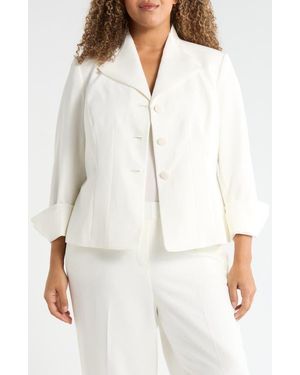 Kasper Winged Lapel Three-Button Blazer - White