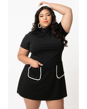Unique Vintage Plus Size Mock Neck Short Sleeve Wave Maker Shift Dress - Black