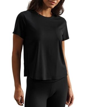 Rhone Serene Performance T-Shirt - Black