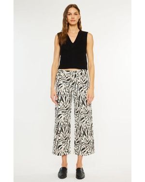 Kancan Alonso Mid Rise Printed Cropped Wide Leg Jeans - Multicolor
