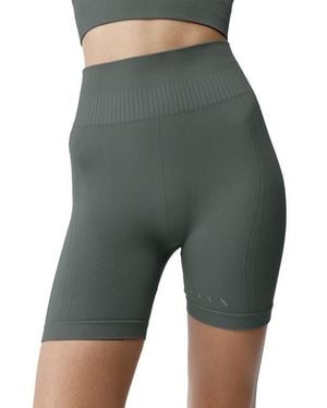 BORN LIVING YOGA Eris Seamless Sports Short - Green