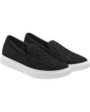 VIVAIA Classic Slip-On Sneakers - Black