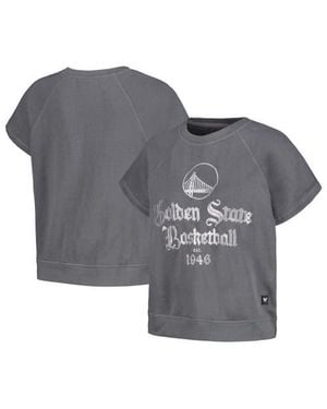 The Wild Collective Golden State Warriors Embroidered Fleece Raglan Short Sleeve Pullover Sweatshirt - Gray