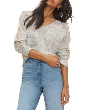 NIC+ZOE Impressions Tipped V-Neck Sweater - Blue