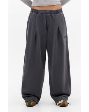 BDG Bobbi Pleated Cotton Pants - Blue