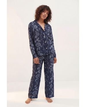 Desmond & Dempsey Long Pajama Set - Blue