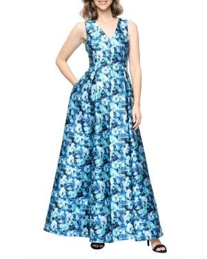 Alex Evenings Contour Collection Sleeveless Smoothfit Gown - Blue
