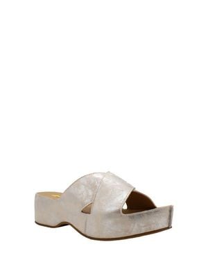 Volatile Edith Platform Sandal - Gray