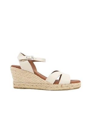 Menina Step Martell V-Strap Espadrille - Natural