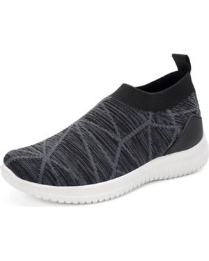 Mio Marino Lightweight Slip-On Knit Sneakers With Breathable Mesh Upper - Black