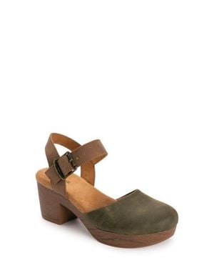 Muk Luks Merritt Quarter Strap Platform Pump - Brown