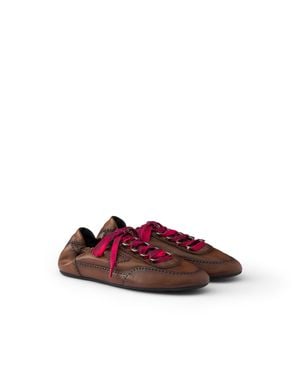 Prada Baskets Collapse En Cuir Nappa Vieilli Avec Crochets, Homme, Taille - Marron