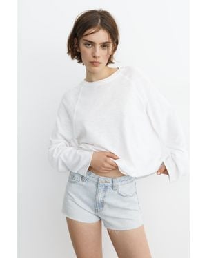 Pull&Bear Denim Short Met Halfhoge Taille En Glitters - Wit