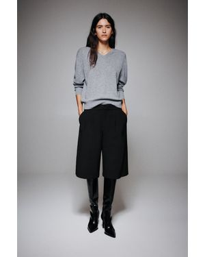Pull&Bear Pantaloncini Eleganti Tailored Fit Con Pieghe - Bianco