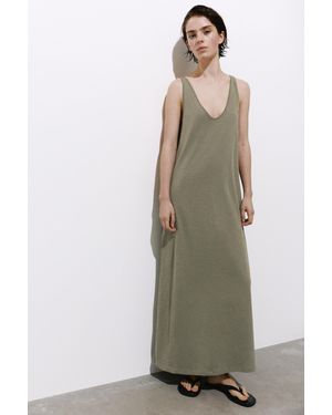 Pull&Bear Robe Midi À Bretelles - Vert