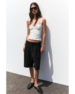 Pull&Bear Bermuda Lunghi Con Pinces - Bianco