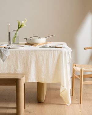 Quince European Linen Tablecloth - Gray