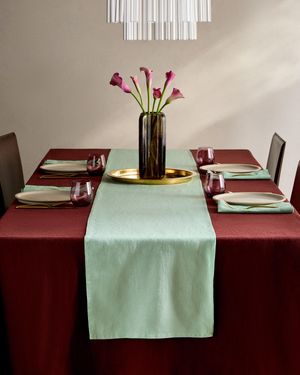 Quince European Linen Table Runner, Belgian Linen - Multicolor