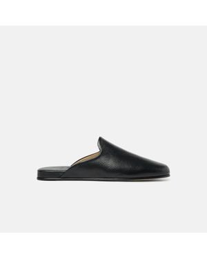 SCAROSSO Atlas Travel Slipper - Black