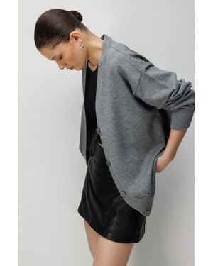 MixRay Langribbeliger Strickcardigan Mit V-Ausschnitt Und Knopfverschluss - Grau