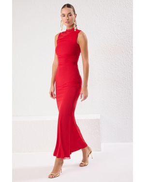 Trendyol Mi̇Lla Damen Einfarbig Maxi Ärmellos Abschluss Ball Gerade Abend & Ball Kleid - Rot