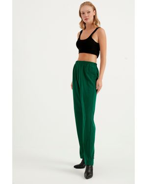 Herita Grüne Gerippte Hose