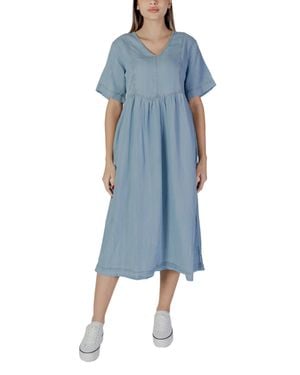 B.Young Lassiges Denim-Kleid Mit Kurzen Armeln Vneck - Blau