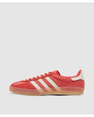 adidas Gazelle Indoor Sneaker (Crew/Alumina/Magic - Red