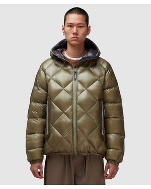 and wander Diamond Stitch Down Jacket (Light Khaki - Green