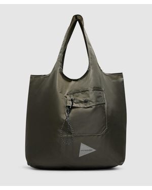 and wander Crispy Rib Pocket Bag (Khaki - Black