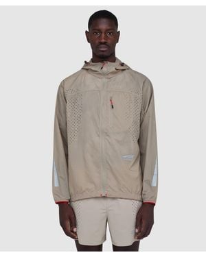and wander X Altra Ventilation Wind Jacket - Natural