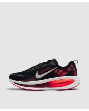 Nike Vomero 18 Sneaker /Summit-Brt Crimson-Team-Mtlc Silve - Red