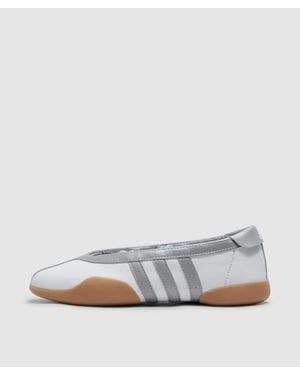 adidas Taekwondo Mei Ballet Trainer (Ftwr/ Metallic/Gum 3 - White
