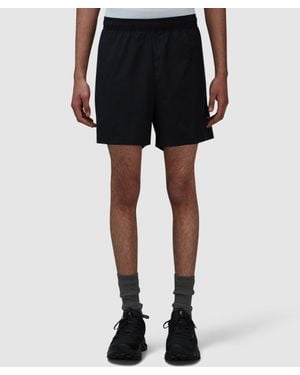 On Shoes 5 Inch Core Short - Black