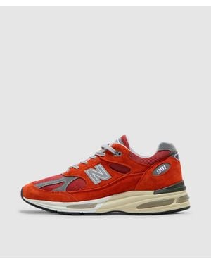 New Balance Miuk 991V2 Trainer (Grenadine Fire Whirl - Red