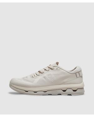 On Shoes Cloudze Trainer (Pearl - White