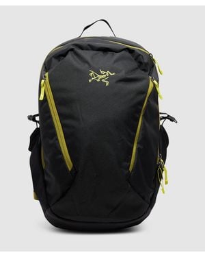 Arc'teryx Mantis 26 Backpack Moss - Black