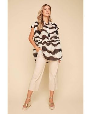 Renuar Sleeveless Collared Blouse - Natural