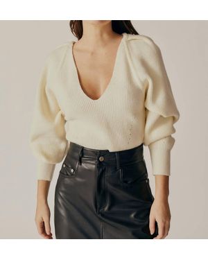 DELUC Stokesia V-Neck Sweater - Natural