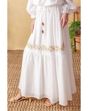 TRUEDAMES Full Speed Ahead Woven Maxi Skirt - White