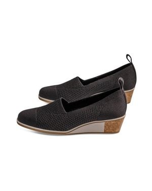 Vaneli Galen Wedges - Black